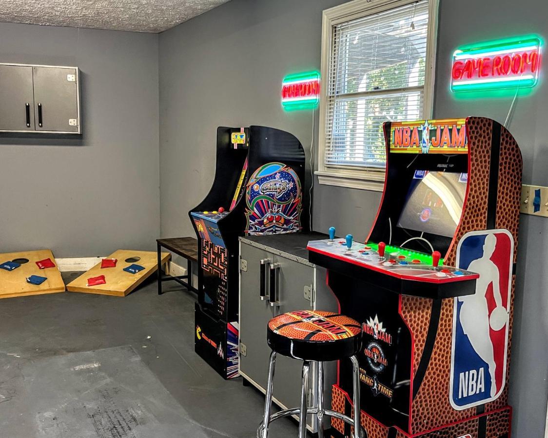 Ole Smoky Bnb - Game Room, Hot Tub, Mtn Views! Pigeon Forge Eksteriør bilde