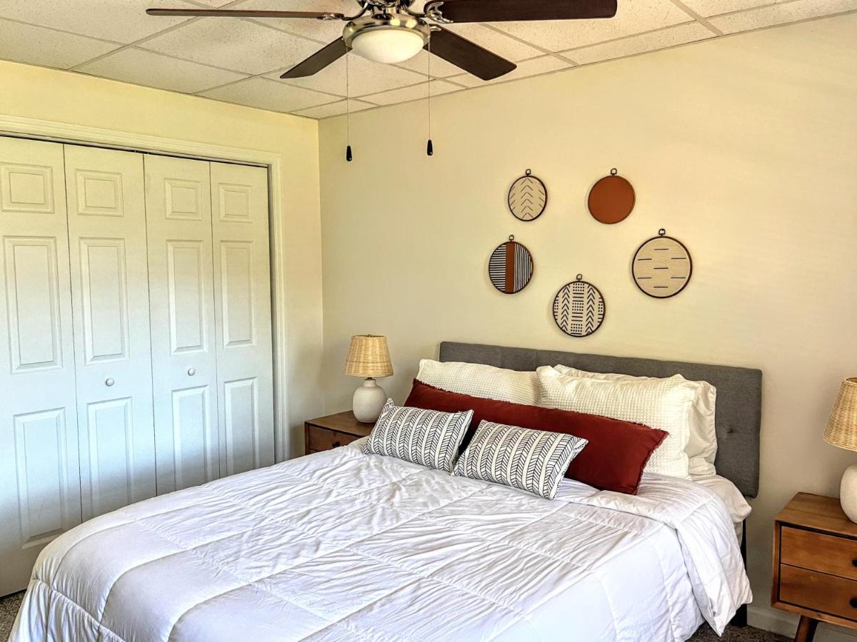 Ole Smoky Bnb - Game Room, Hot Tub, Mtn Views! Pigeon Forge Eksteriør bilde