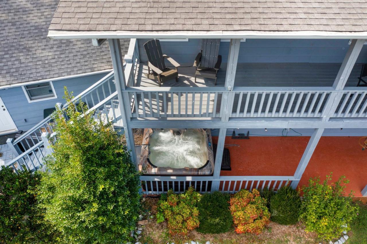 Ole Smoky Bnb - Game Room, Hot Tub, Mtn Views! Pigeon Forge Eksteriør bilde
